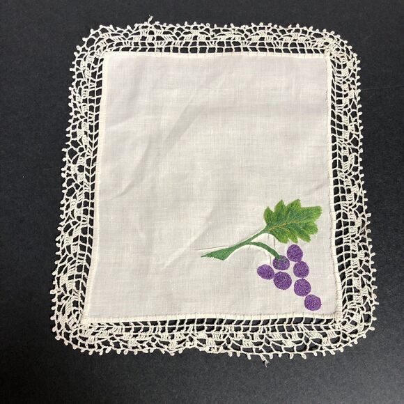 Vintage Small Table Topper Linens Square Purple Grapes Red Flowers Crochet Edge - Picture 12 of 15